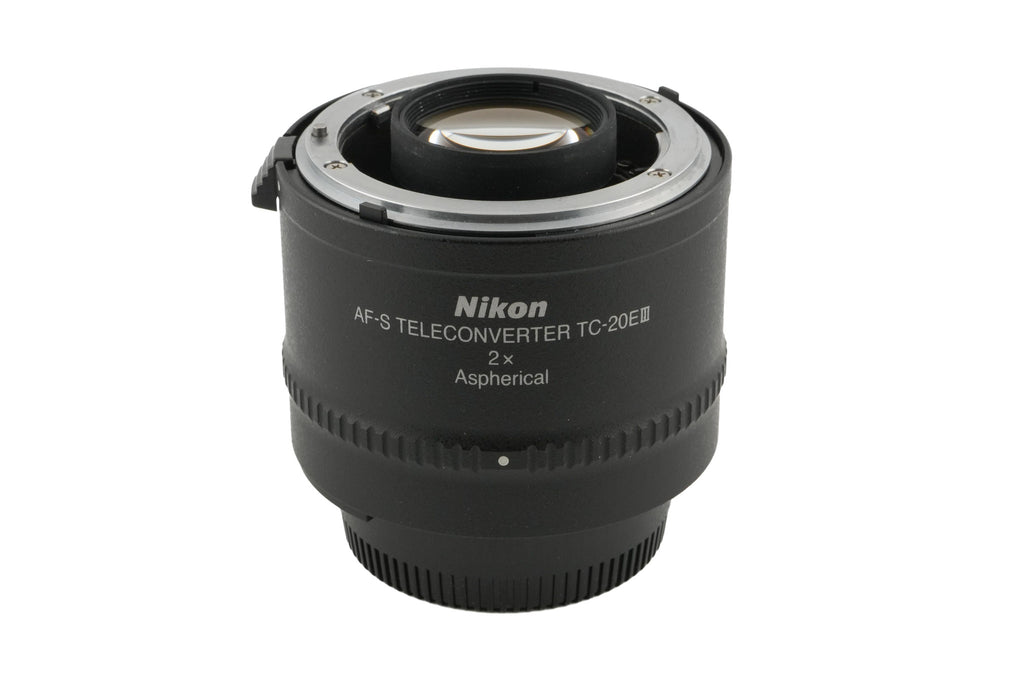 Nikon TC-20E III 2x AF-S Teleconverter