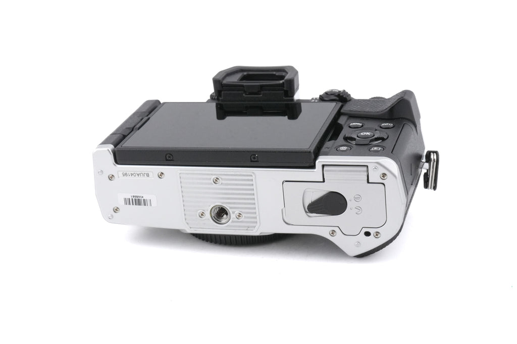 OM System OM-5 II