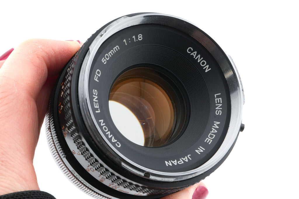 Canon 50mm f1.8 (Chrome Nose)