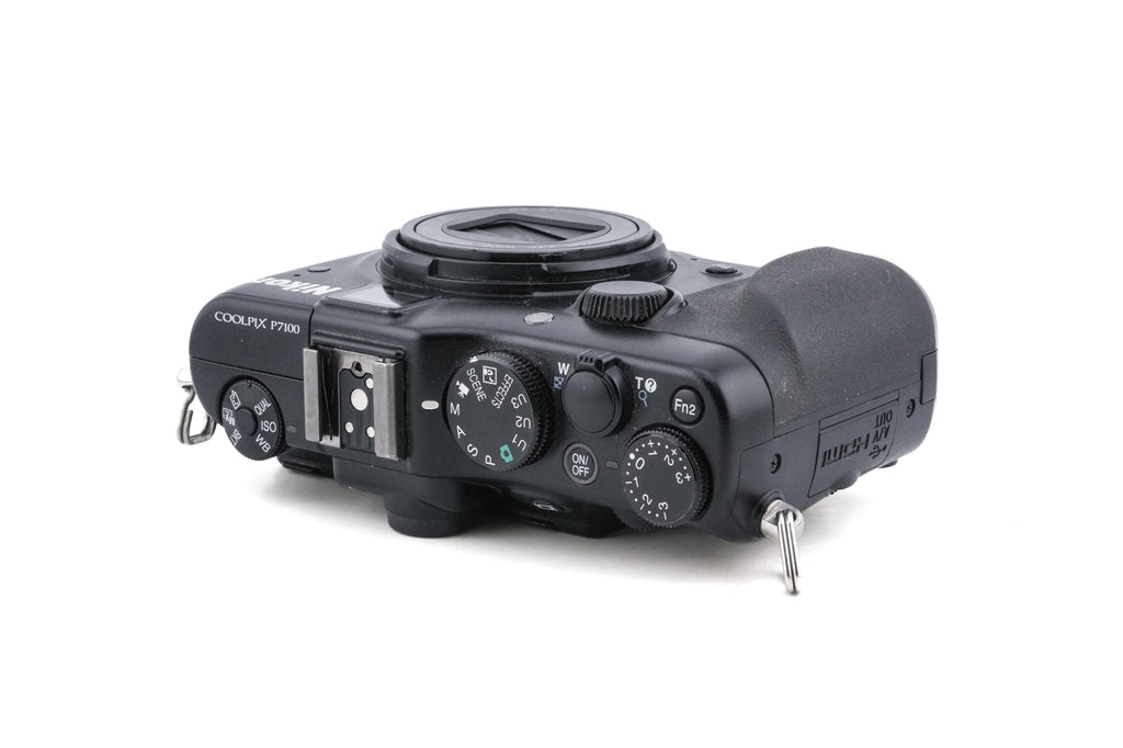 Nikon Coolpix P7100