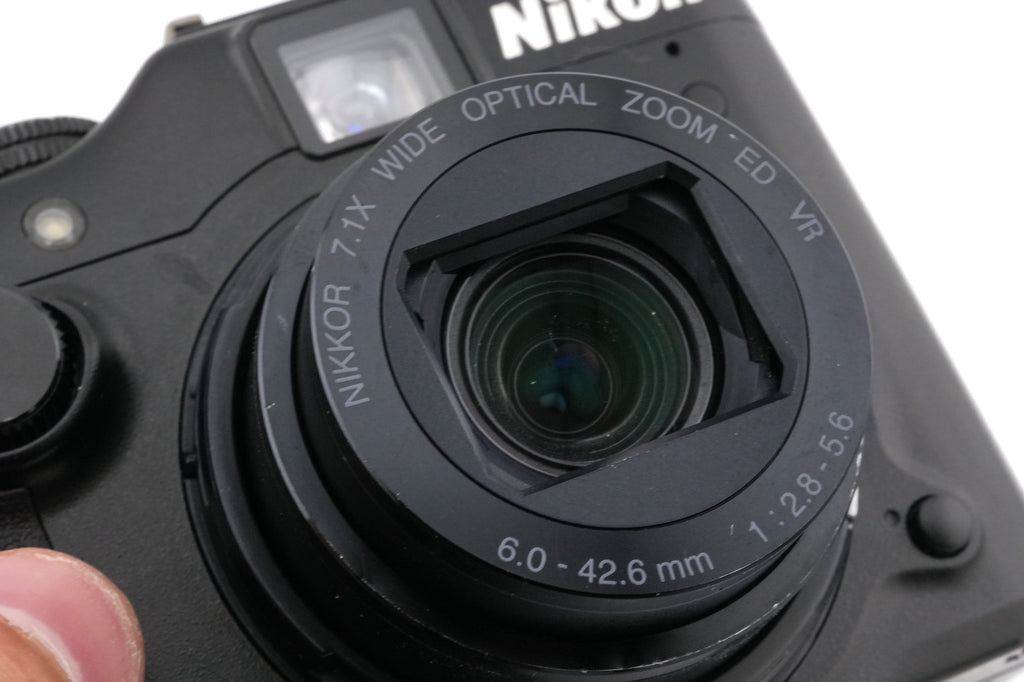 Nikon Coolpix P7100