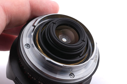Voigtländer 15mm f4.5 Super Wide-Heliar Aspherical II VM