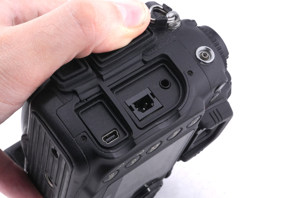 Nikon D200