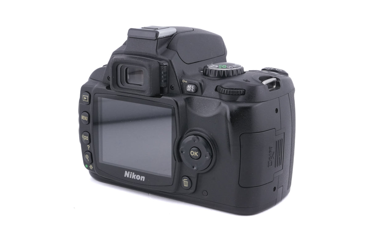 Nikon D40