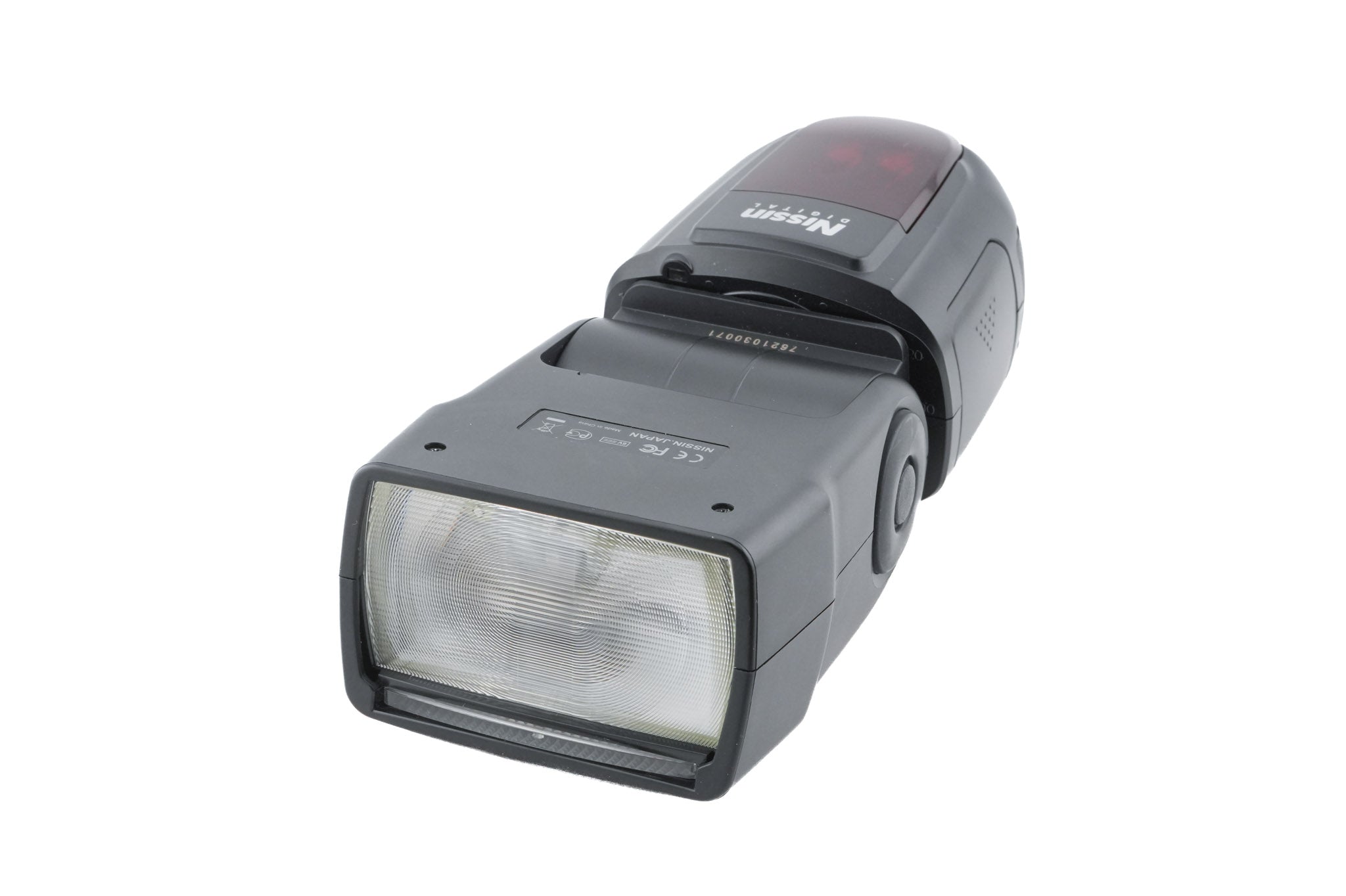 Nissin Di700A Flash