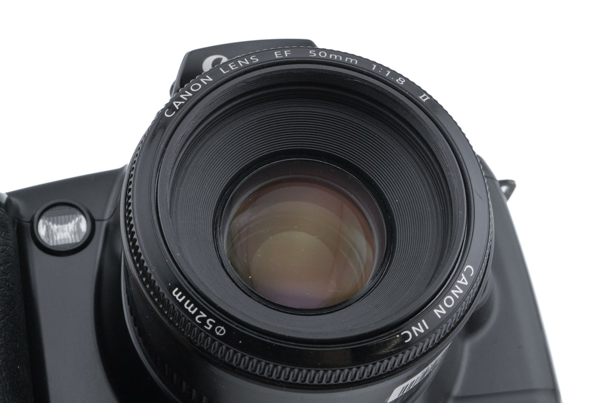 Canon EOS 3000 + 50mm f1.8 II
