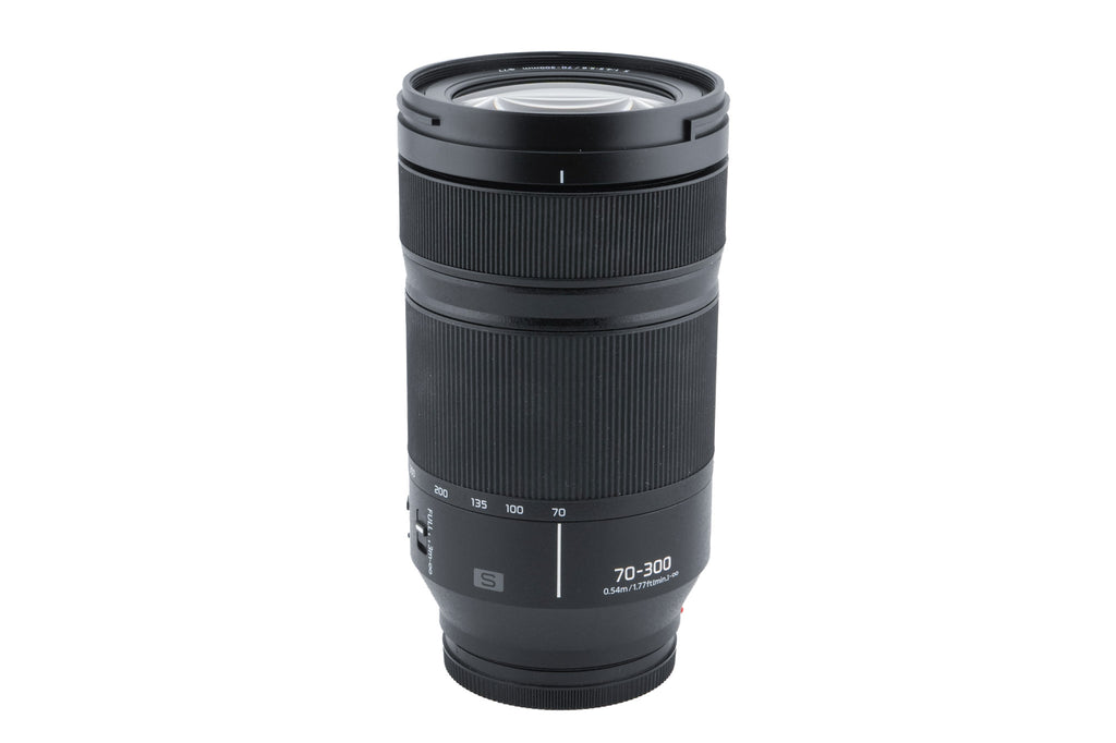 Panasonic 70-300mm f4.5-5.6 Lumix S Macro OIS
