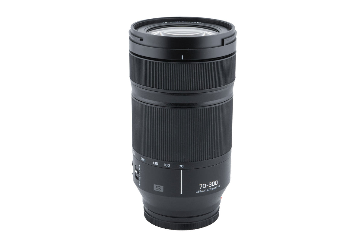 Panasonic 70-300mm f4.5-5.6 Lumix S Macro OIS