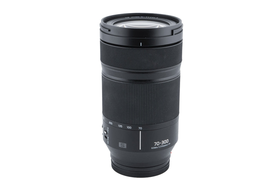 Panasonic 70-300mm f4.5-5.6 Lumix S Macro OIS