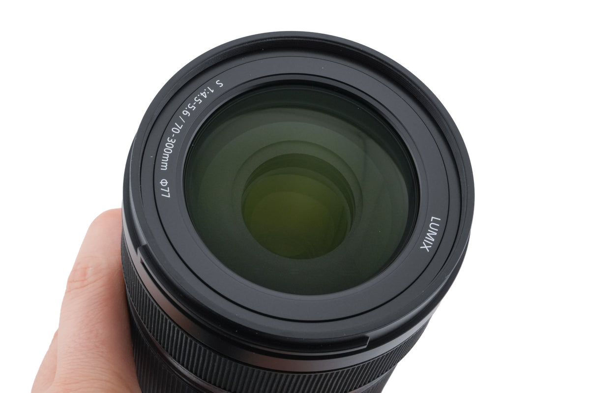 Panasonic 70-300mm f4.5-5.6 Lumix S Macro OIS