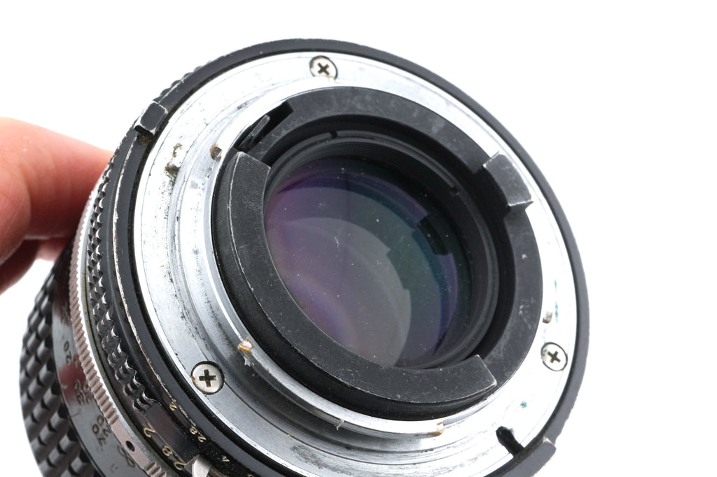 Nikon 85mm f2 Nikkor AI