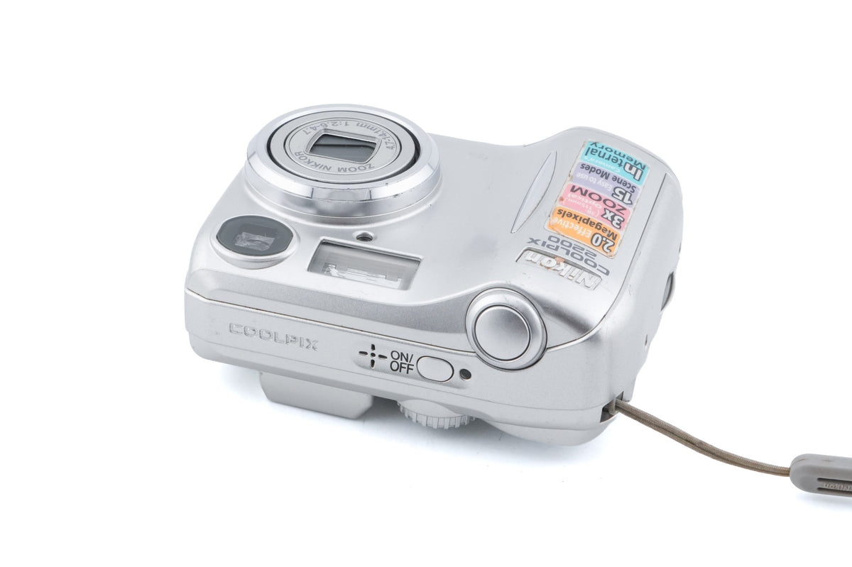 Nikon Coolpix 2200
