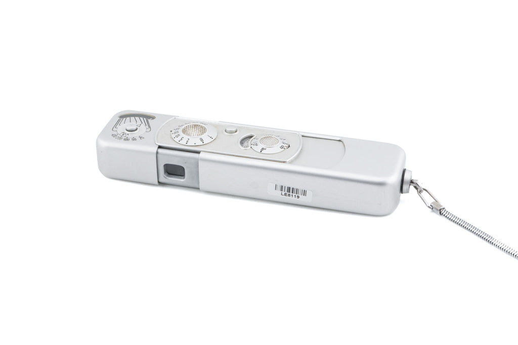 Minox B