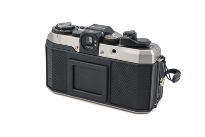 Pentax 17 half frame camera back viewfinder and film reminder