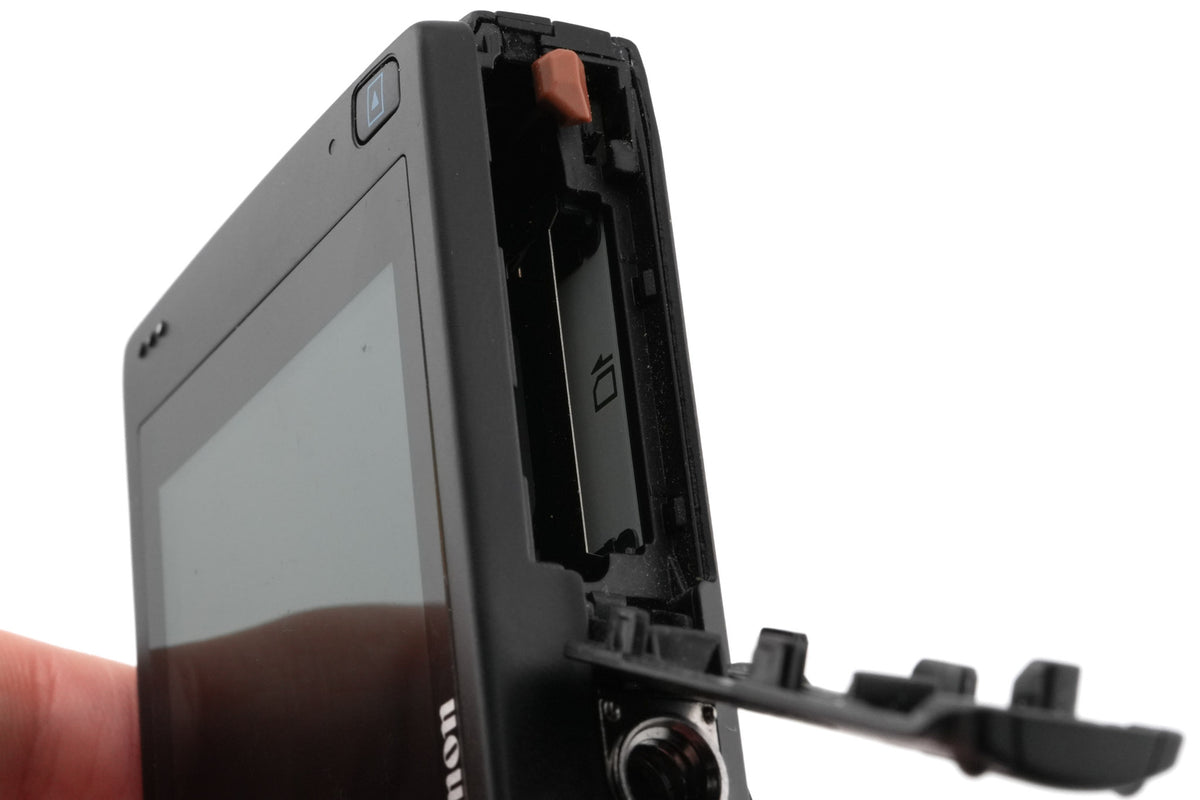 Canon IXUS 240 HS