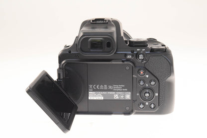 Nikon Coolpix P1000