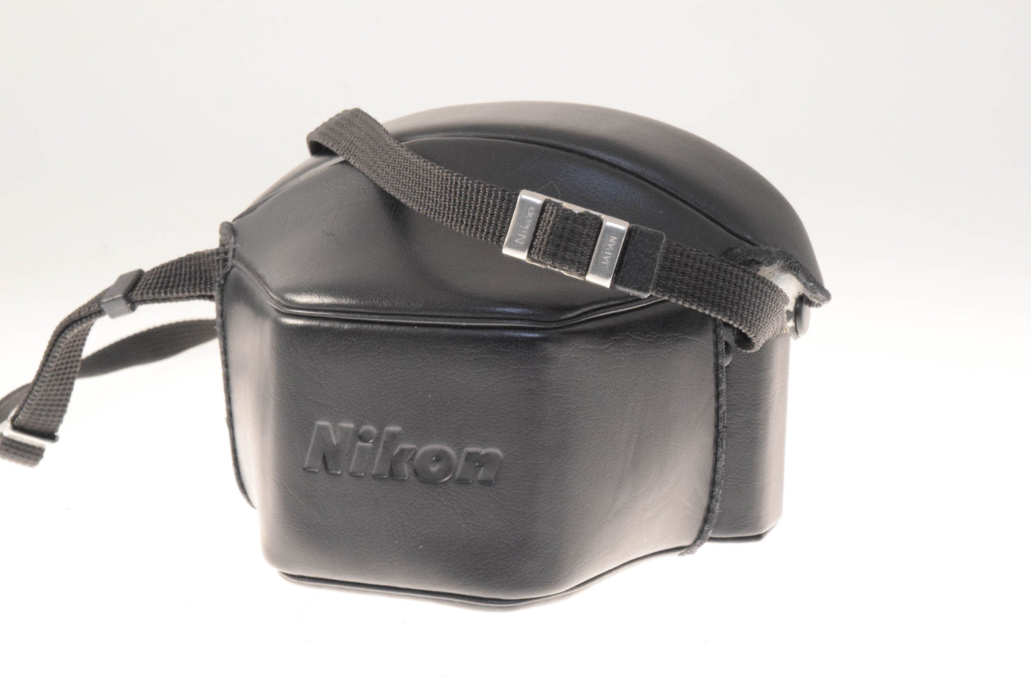 Nikon EM + 50mm f1.8 Series E