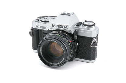 Minolta X-300 + 50mm f1.7 MD Rokkor