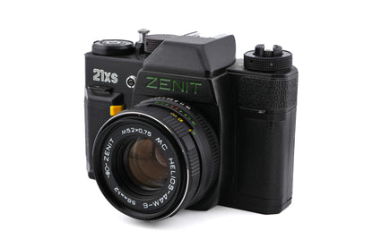 Zenit 21XS + 58mm f2 Helios-44M-6 MC