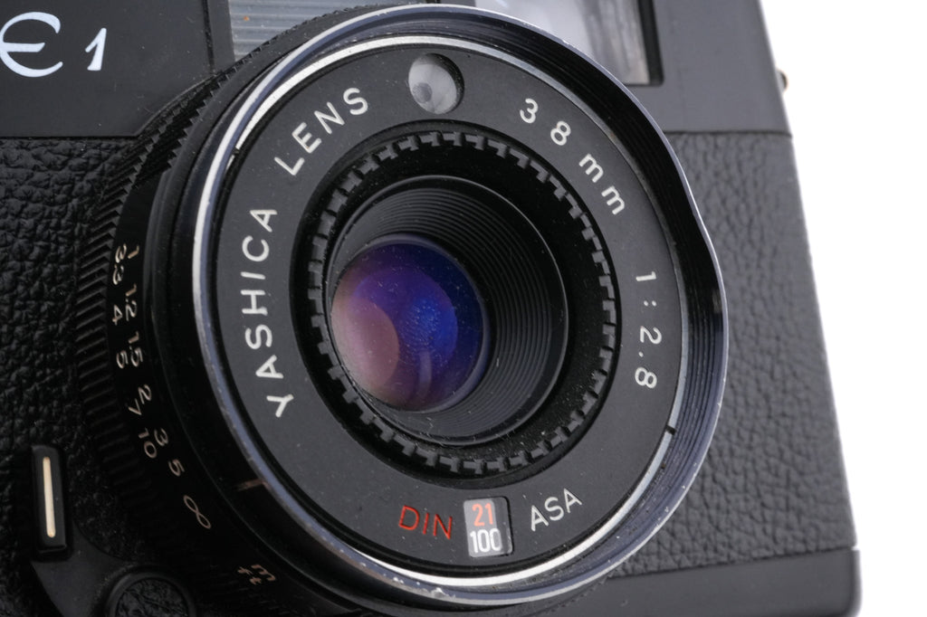 Yashica ME 1