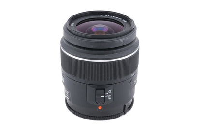 Sony 18-55mm f3.5-5.6 DT SAM