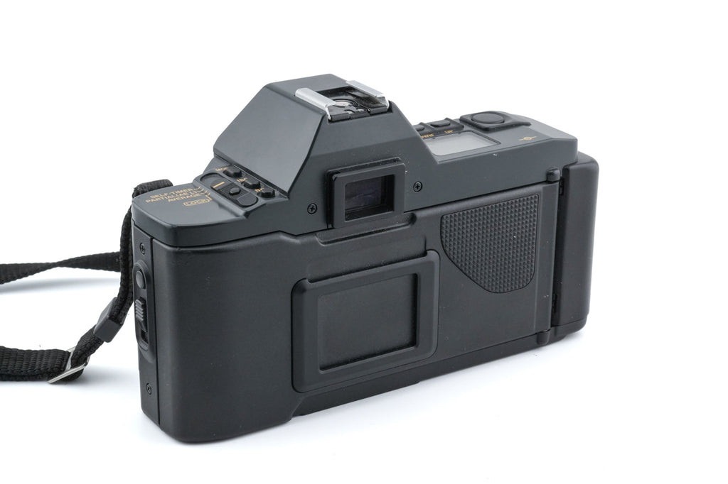 Canon T70