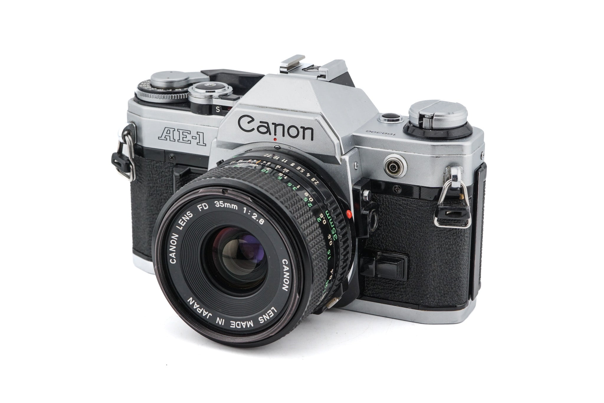 Canon AE-1 + 35mm f2.8 FDn