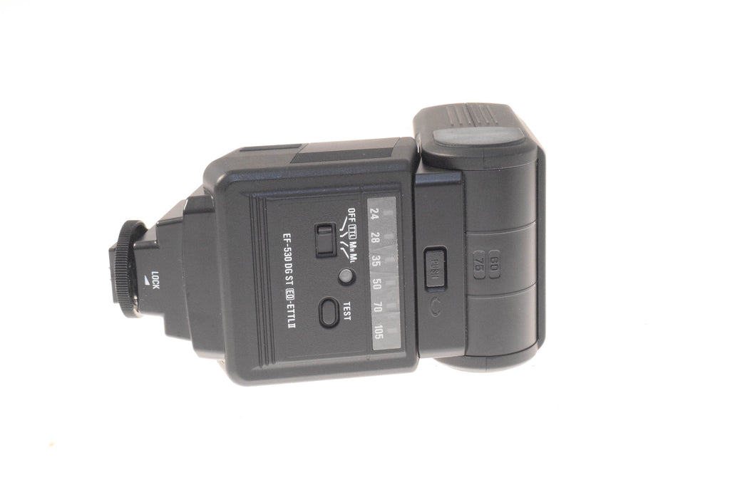 Sigma EF-530 DG ST Flash