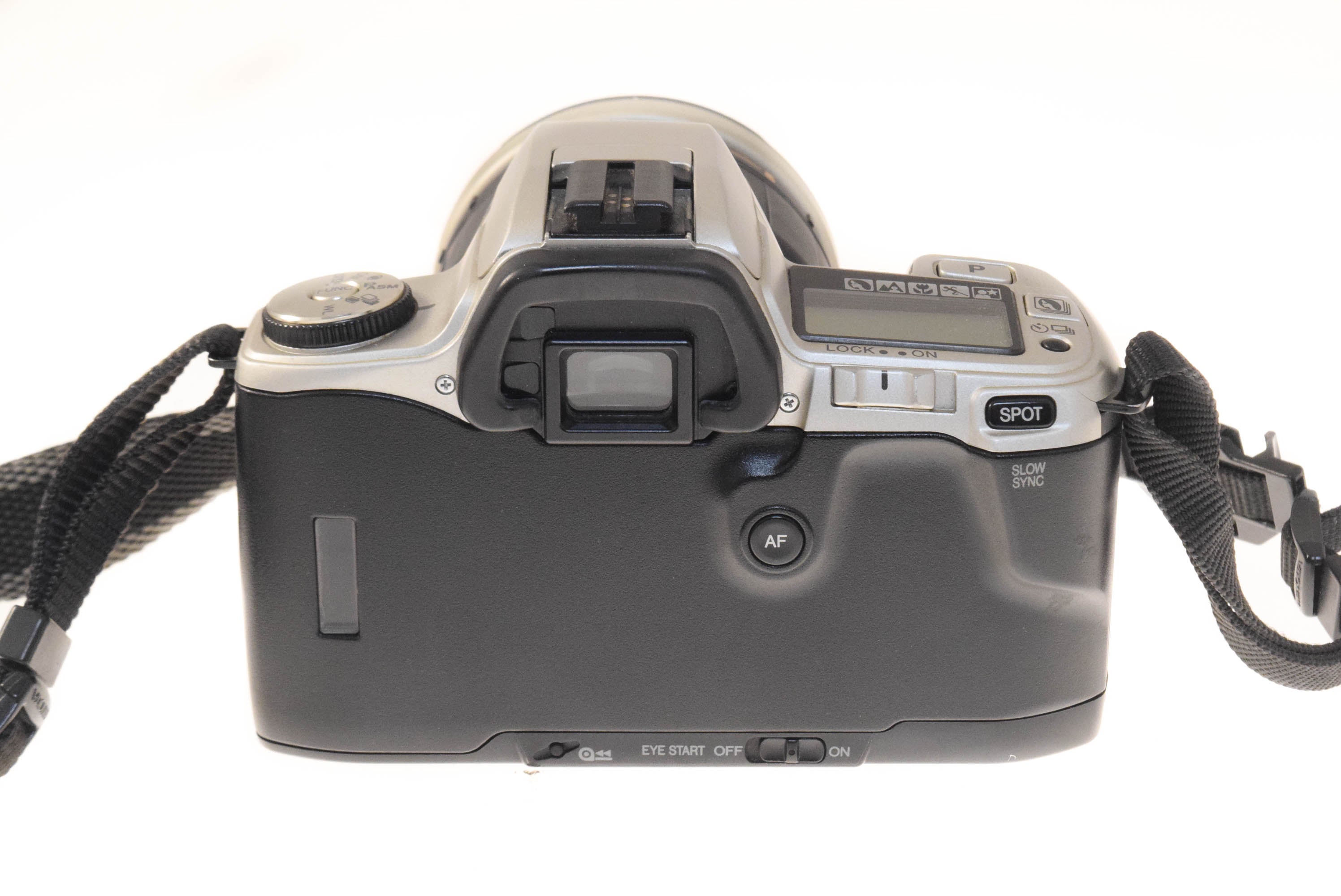 Minolta Dynax 505si Super + 28-200mm f3.8-5.6 AF Aspherical LD (271D)