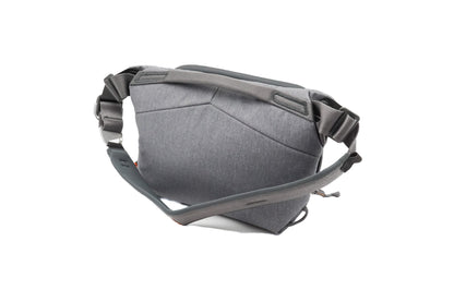 Peak Design Everyday Sling 3L V2