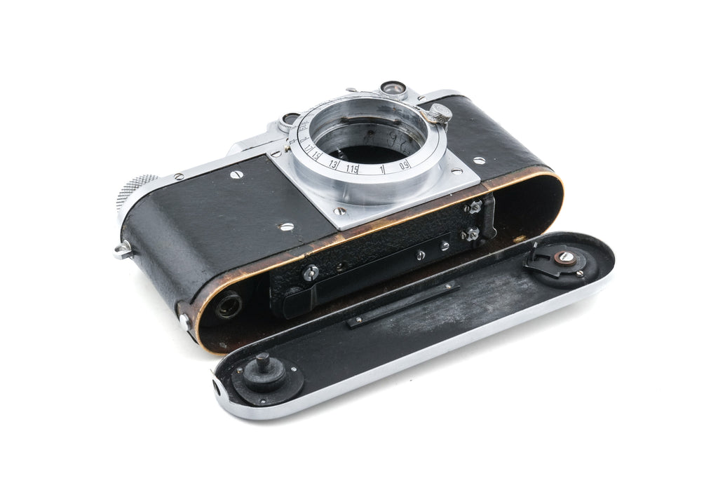 Almaz TSVVS + 5cm f2 Sonnar T Jena