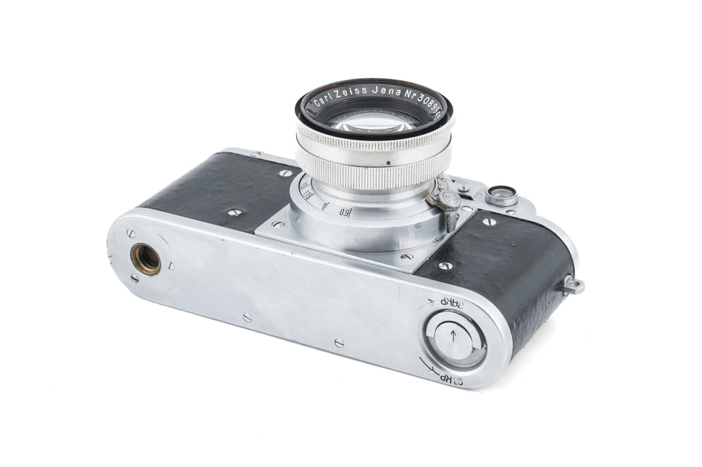 Almaz TSVVS + 5cm f2 Sonnar T Jena