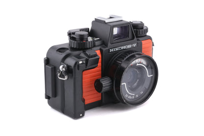 Nikon Nikonos-V + 35mm f2.5 Nikkor