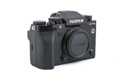Fujifilm X-T5