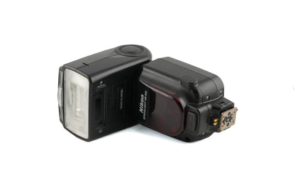 Nikon SB-900 Speedlight