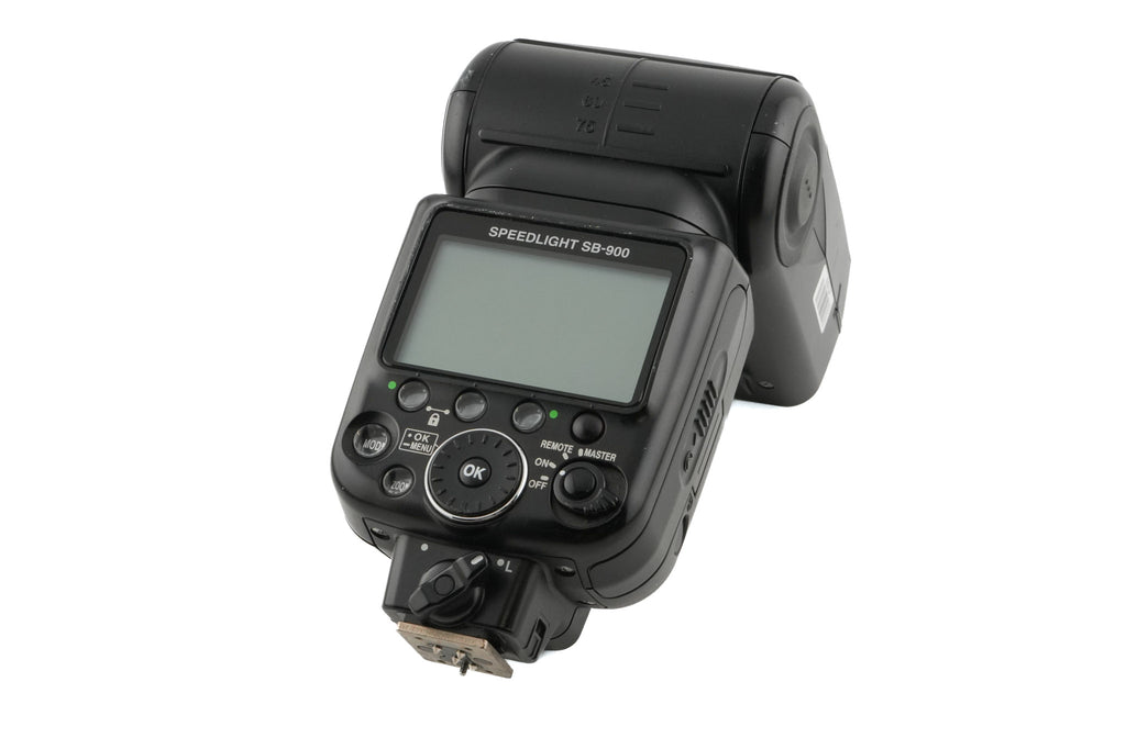Nikon SB-900 Speedlight