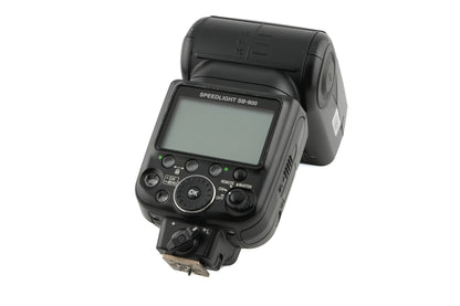 Nikon SB-900 Speedlight
