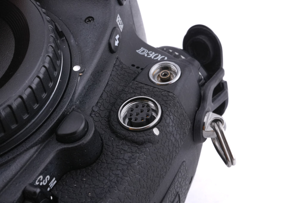 Nikon D300S