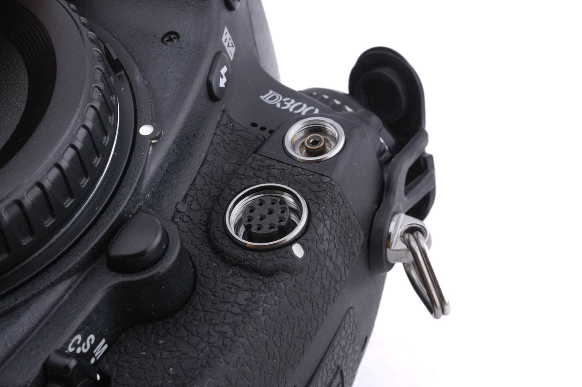 Nikon D300S