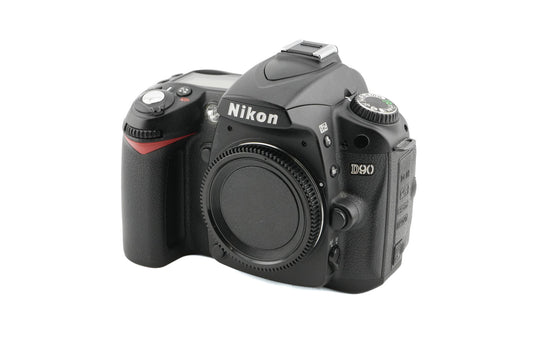Nikon D90