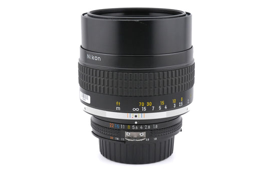 Nikon 105mm f1.8 Nikkor AI-S