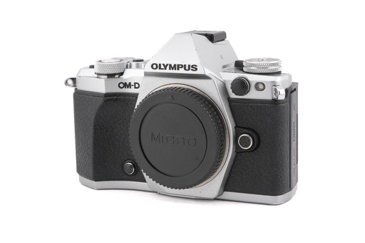 Olympus OM-D E-M5 Mark II
