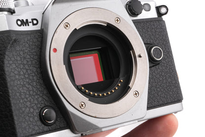 Olympus OM-D E-M5 Mark II