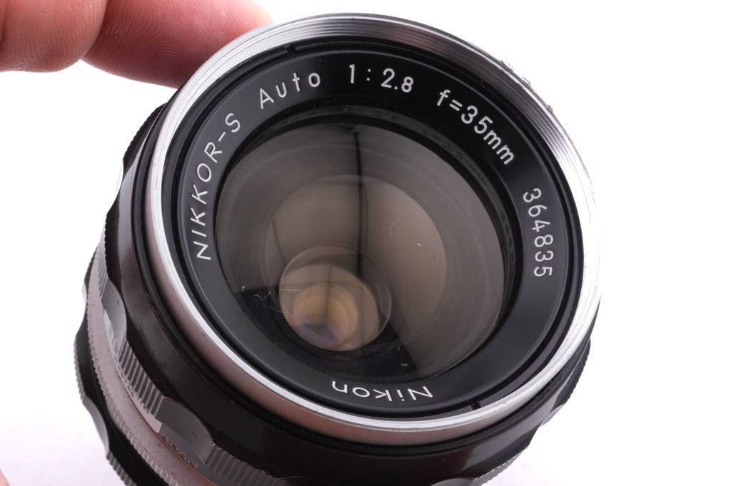 Nikon 35mm f2.8 Nikkor-S Auto Pre-AI