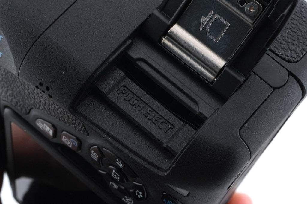 Canon EOS 700D