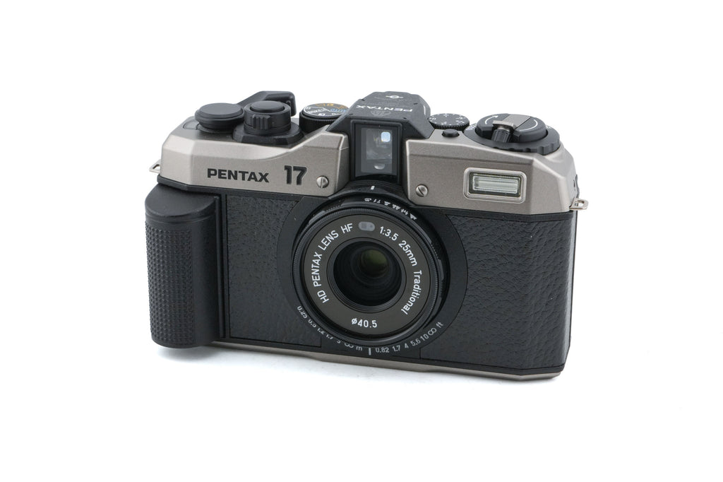 Pentax 17