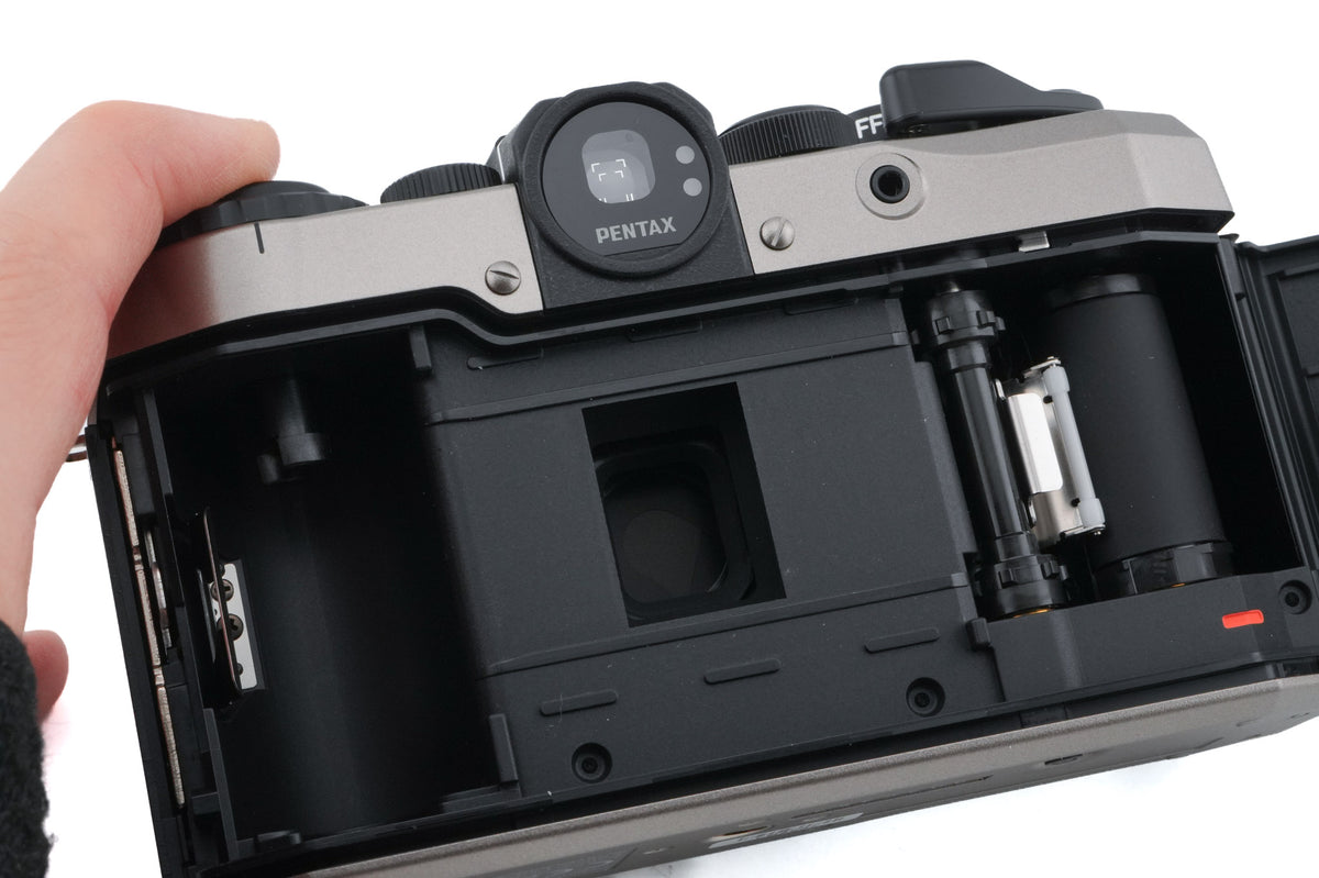 Pentax 17
