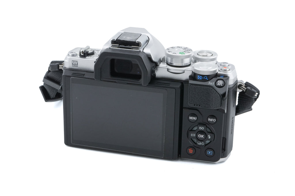 Olympus OM-D E-M10 Mark III