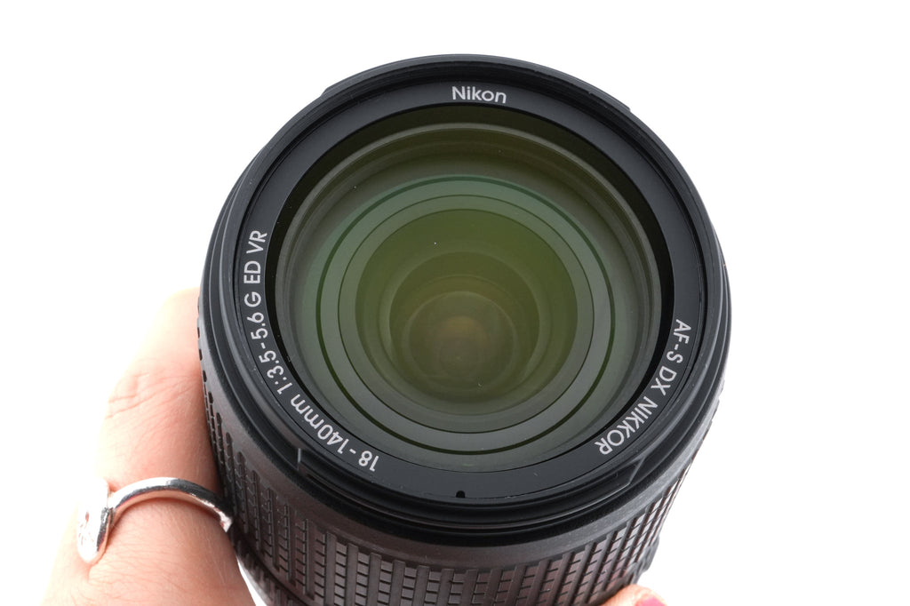 Nikon 18-140mm f3.5-5.6 AF-S Nikkor G ED VR