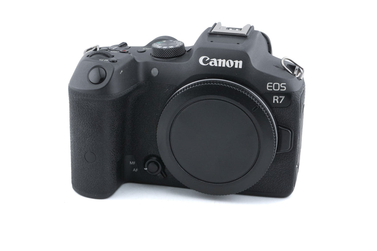Canon EOS R7